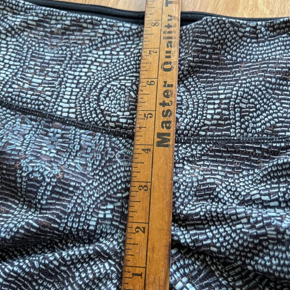Lululemon Lot of 3 Multicolored Leggings Women's Size Small Read for Measurement